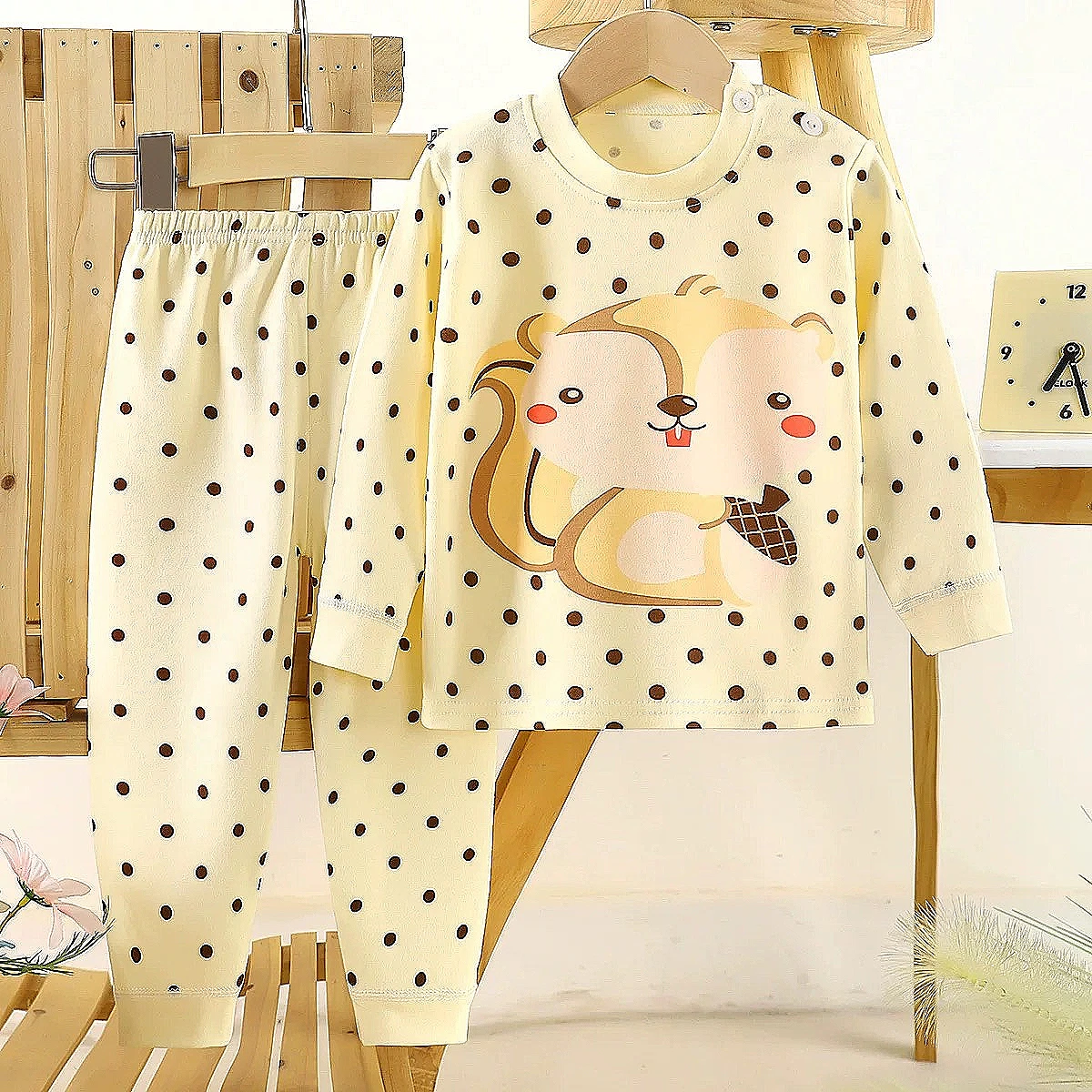 طقم أطفال أنيق مكون من قطعتين