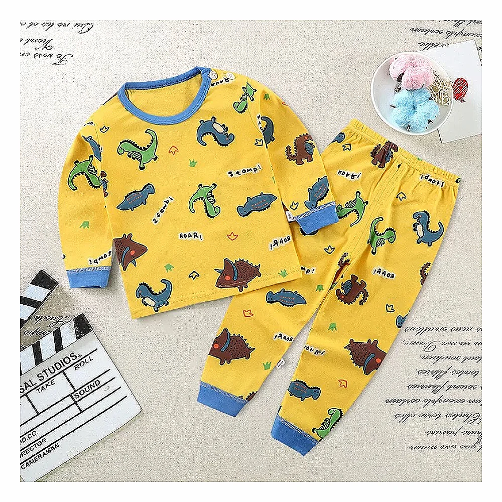 سێتێکی منداڵانەی شیک پێکهاتوو لە دوو پارچە