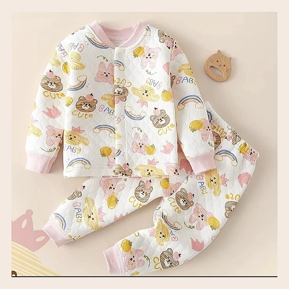 سێتێکی منداڵانەی شیک پێکهاتوو لە دوو پارچە