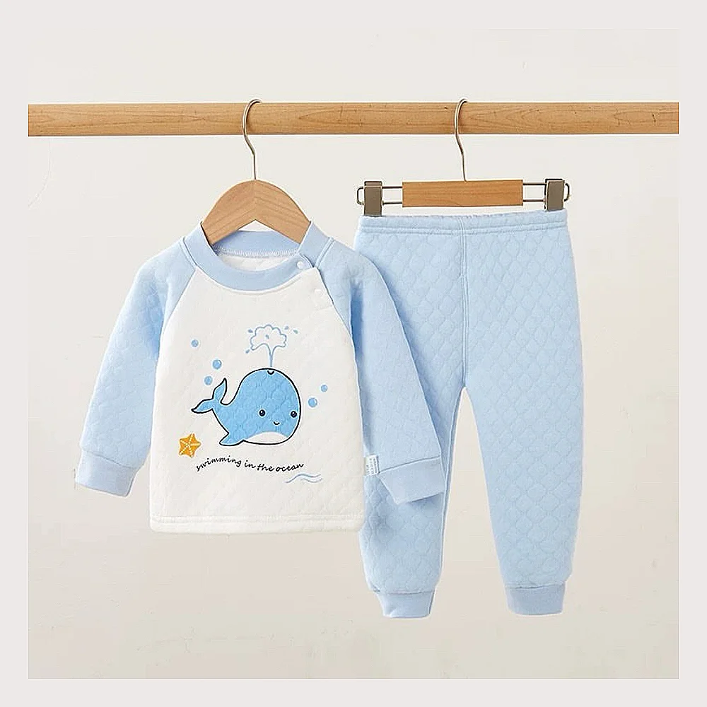 سێتێکی منداڵانەی شیک پێکهاتوو لە دوو پارچە